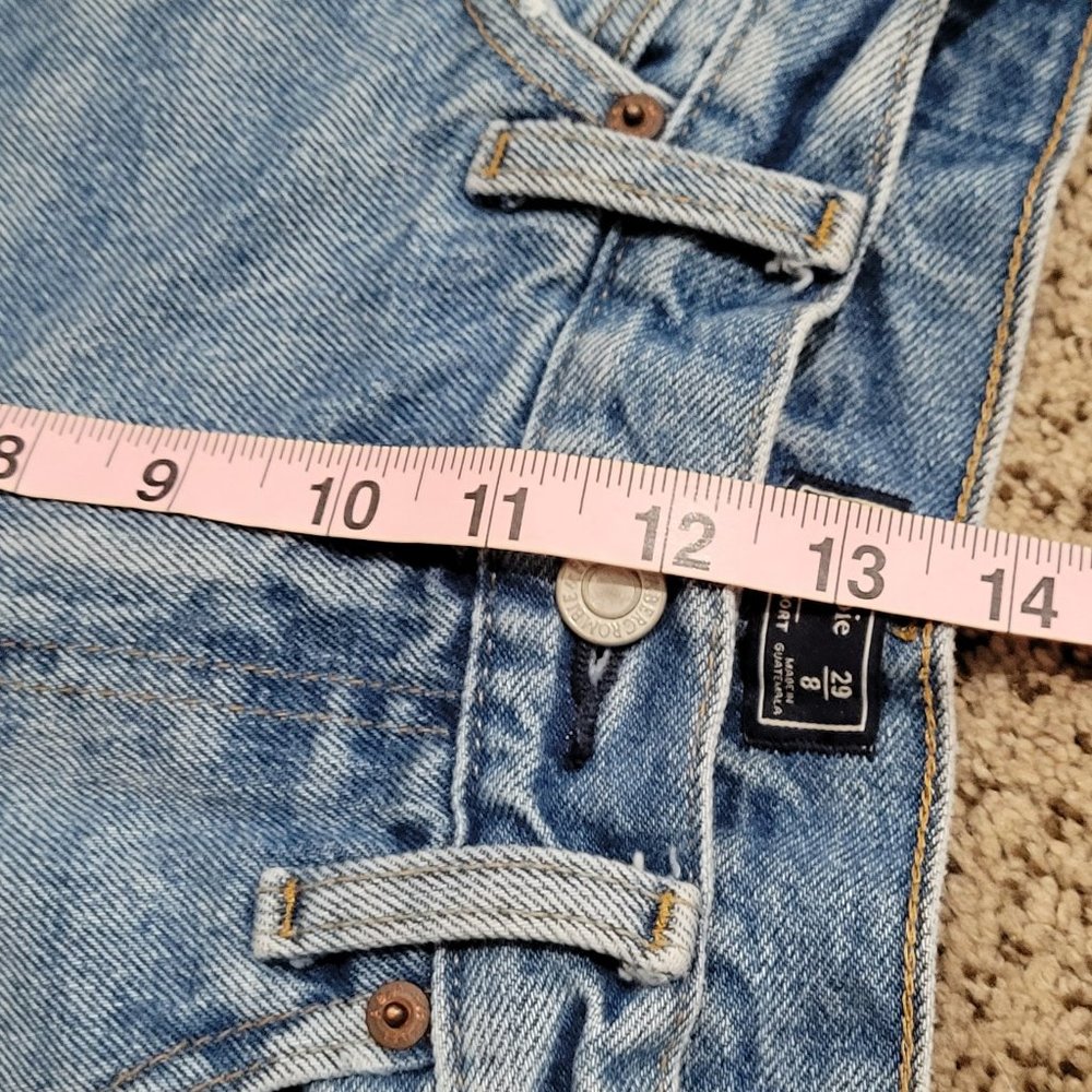 Abercrombie and Fitch Natural Rise Shorts size 29/8 distressed Denim Jean - Picture 6 of 6